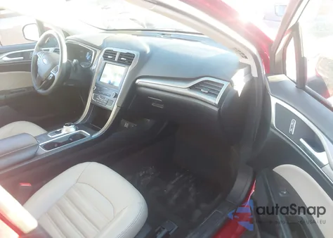 2020 Ford Fusion S z USA, uszkodzony, nr VIN 3FA6P0G71LR159919